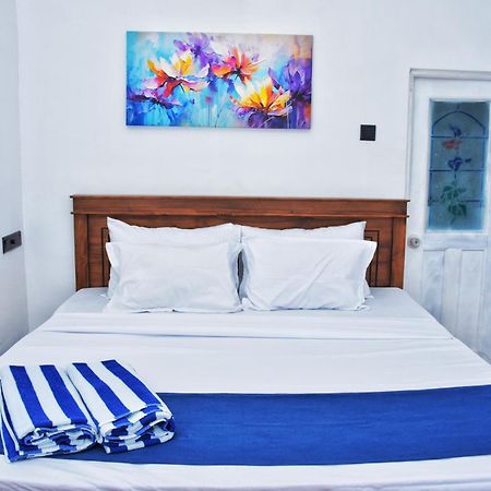 French Garden Regish Guest House ตรินโคมาลี ภายนอก รูปภาพ
